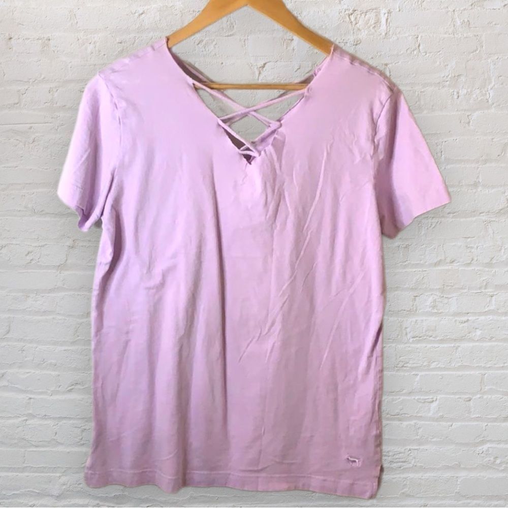 𝅺pink by Victoria’s Secret short sleeve T-shirt strappy V-neck split hemline